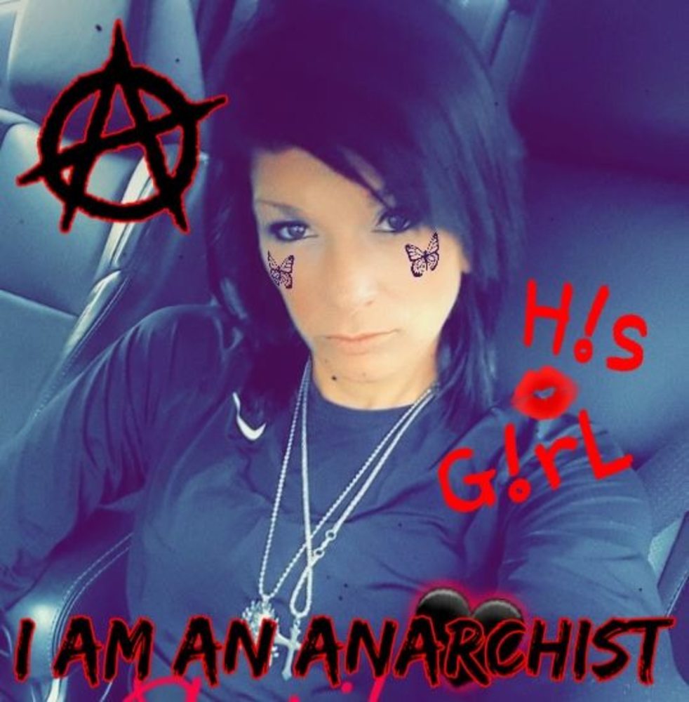 Meet your Posher, April